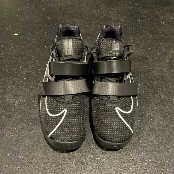 Men’s Nike Romaleo 4 - Picture 2 of 9